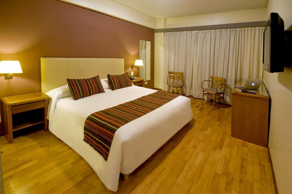 Hotel Argos Bahia Blanca Bilik gambar